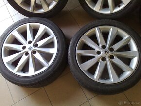 alu kola 5x114,3 r18 original renault 225/45/18 - 3