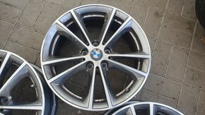 BMW 5 - G30 G31 - Sada Kol 5x112 R17 TPMS - 3