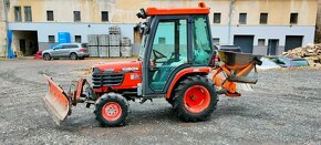 malotraktor Kubota B2410 - 3