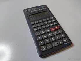 CASIO FX-220 FRACTION - sbírková kalkulačka - 3