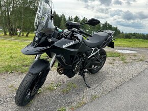 Suzuki V-Strom 800 - 3