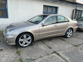 Mercedes-benz W203 C220  110kw 5q automat - 3