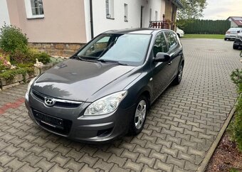 Hyundai i30 1,6 CW CRDi klima sada kol nafta - 3