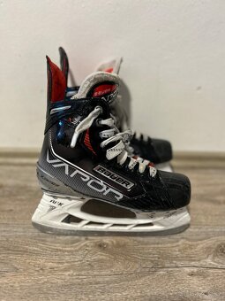 Brusle Bauer Vapor X 3.7 S21 INT - 3