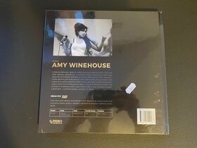 Kniha Amy Winehouse Hlas, který nikdy nebude zapomenut - 3