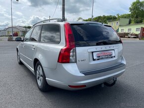 Volvo V50, 1,6 D 80kW PĚKNÝ STAV A VÝBAVA - 3