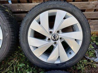 Golf 8 sada original VW Golf 17 a Skoda Audi Seat zimni pneu - 3