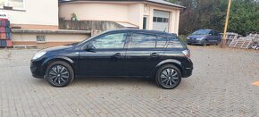 Opel Astra benzin 2009 - 3