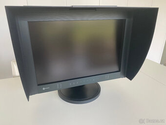 Profesionální LCD 22,2“ Eizo ColorEdge CG221, 16:10 - 3