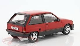 Opel Corsa A SR ( 1: 24 ) - 3