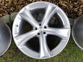 KOVANA KOLA R22 ET40/10 5X112 AUDI SKODA MERCEDES VOLKSWAGEN - 3