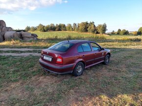 Škoda Octavia 1.6 MPi - 3