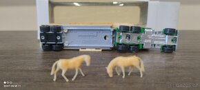 Matchbox Convoy CY 6 Kenworth Horsebox - 3