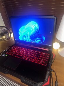 Prodám herní set: Acer Nitro 5 AN515-54 - 3