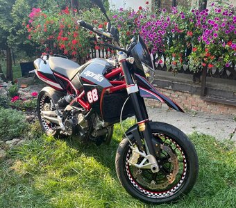 Aprilia dorsoduro 750 - 3