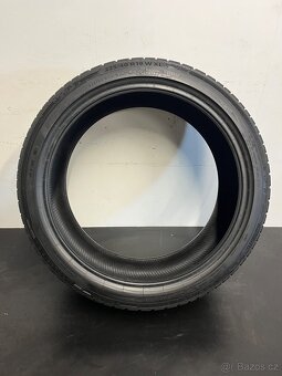 1x 225/40 R19 Barum Zimní pneu - 3