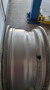 ALU Disky BMW  5x120 7Jx16 ET 31 - 3