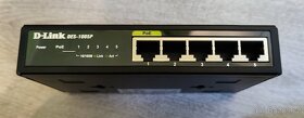 D-Link DES-1005P PoE 100mb switch - 3