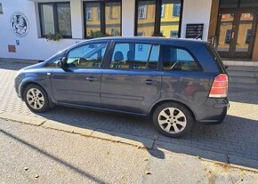 Opel Zafira 1,9 1.9 CDTi Enjoy 7míst nafta manuál 74 kw - 3