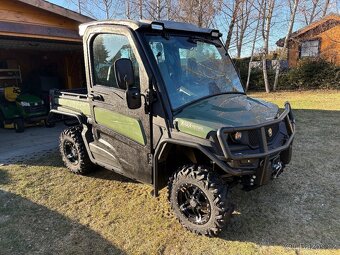 John Deere Gator - 3