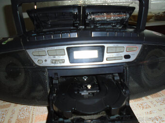 Prodám retro radiomagnetofon s CD - 3