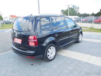 Volkswagen Touran 1.4 TSi, 103 kW, Aut. Klima - 3