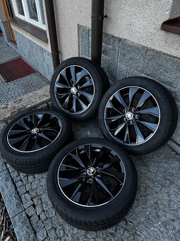 5x100 R16 215/45 Italia - 3