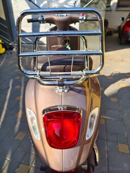 Vespa Primavera Touring - 3