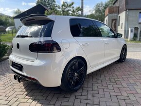 VOLKSWAGEN GOLF 6 R 199 kW / Manuál - 3