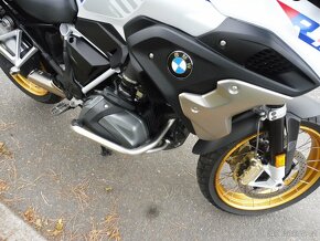 Prodám Bmw R 1250 GS rallye 1.maj.snížená plná výbava.Odpoče - 3