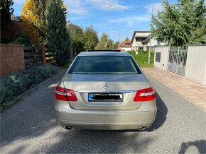 Prodám Mercedes Benz E350 CDI 4MATIC Rok 2010 - 3