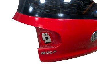 Páté dveře červená barva LY3D VW Golf 6 hatchback r.v. 2009 - 3