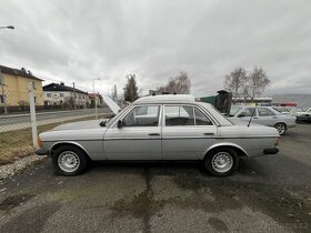 Mercedes Benz W123 250E - 3