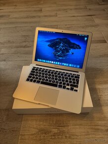 Apple MacBook Air 2015 - 3