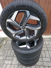 Hyundai Tucson 19" Originální 235 50 19 Conti Letní alu Kola - 3