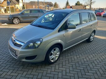 Opel Zafira 1.6i TAŽNÉ 7 MÍST 2010  BEZ KOROZE - 3