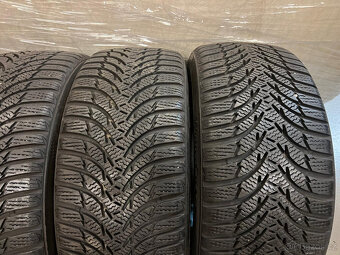 215/45R16 90H zimní pneu KUMHO 8mm - 3