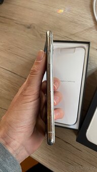 iPhone 11pro 64GB stříbrný, pěkný stav - 3