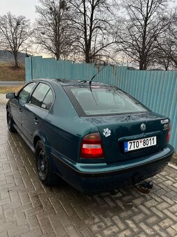 Octavia 1 1.6i 74kw SLX - 3