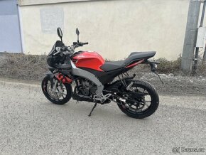 Aprilia tuono 125 - 3