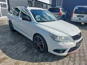 Škoda Octavia II RS 2,0 TFSI kombi - 3