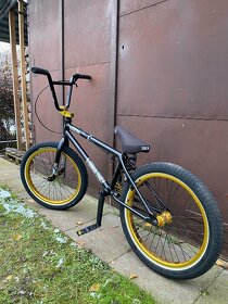 SLEVA Subrosa BMX, špičkové custom BMX - 3