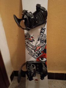 Prodám úplně nový snowboard FTWO 146cm dlouhý. - 3