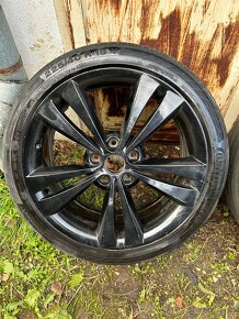 5x112 r18 Neptune Octavia RS - 3