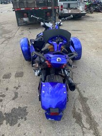 can am spyder 1000 - 3