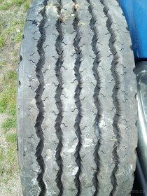 305-70  R19.5  MICHELIN XZA - 3