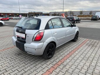 Kia Rio 1.4i 16V 71kw koup ČR naj. 136t digi klima - 3