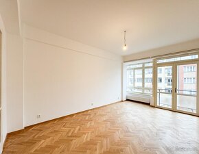 Pronájem bytu 2+1 + hala, 94m2, 2x balkon,  4.. patro s výta - 3