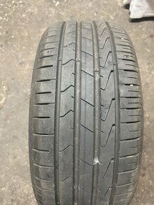 Gumy 195/45 r16 Hankook - 3