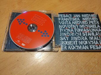 Cd - Nedvědi , Fešáci - 3